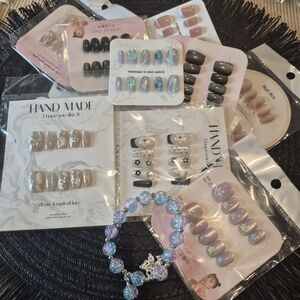 Nail Lot With Gift For BeautyNorth
